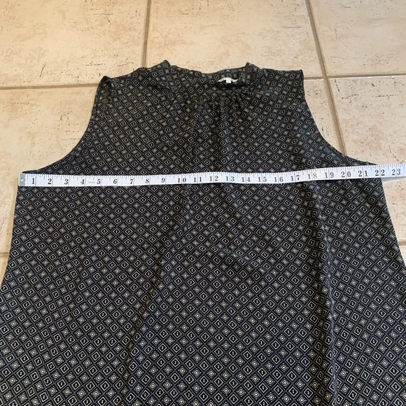 Violet + Claire Black & White Geometric Blouse, Size XL - Picture 2 of 5